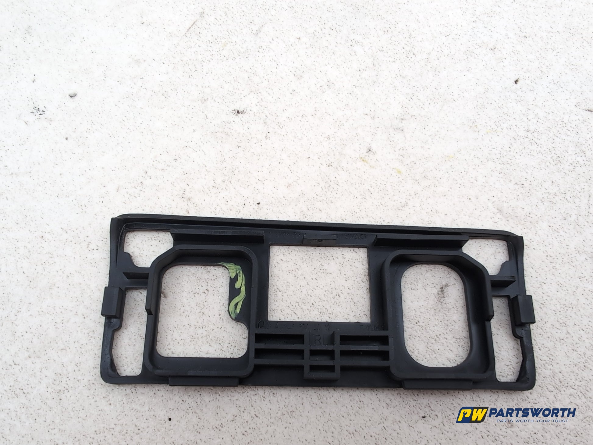 Mercedes-Benz B180b-Class W246 Display Screen Mount A2468200012 2011-2018 - photo 5