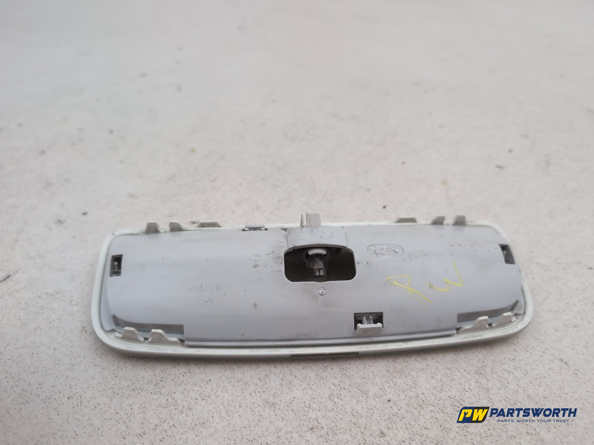 Mercedes-Benz B180 B-Class W246 Rear Roof Reading Lights A2048204801 2011-2018 - photo 5
