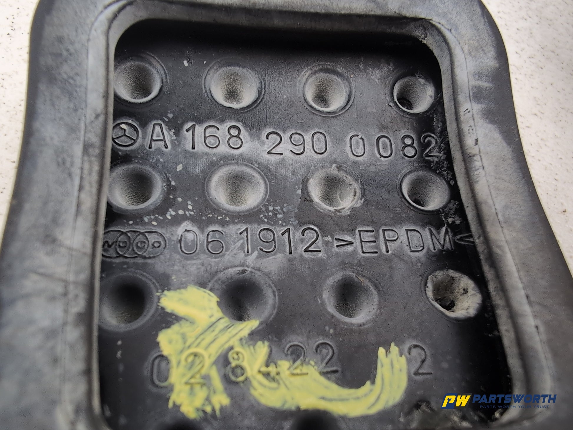 Mercedes-Benz B180 B-Class W246 Pedal Cover Set A1643000082 2011-2018 - photo 5
