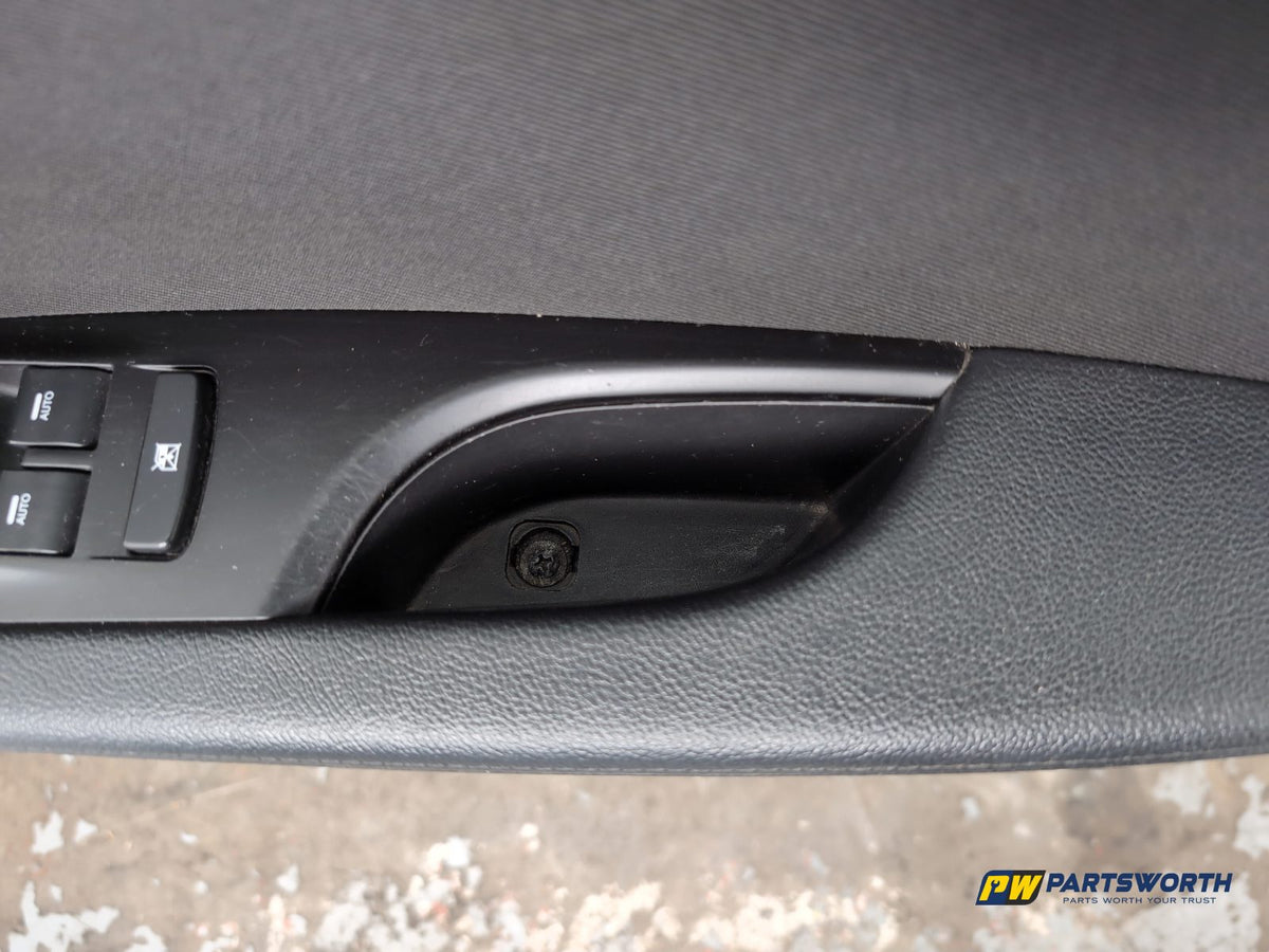 Door Front RH 12