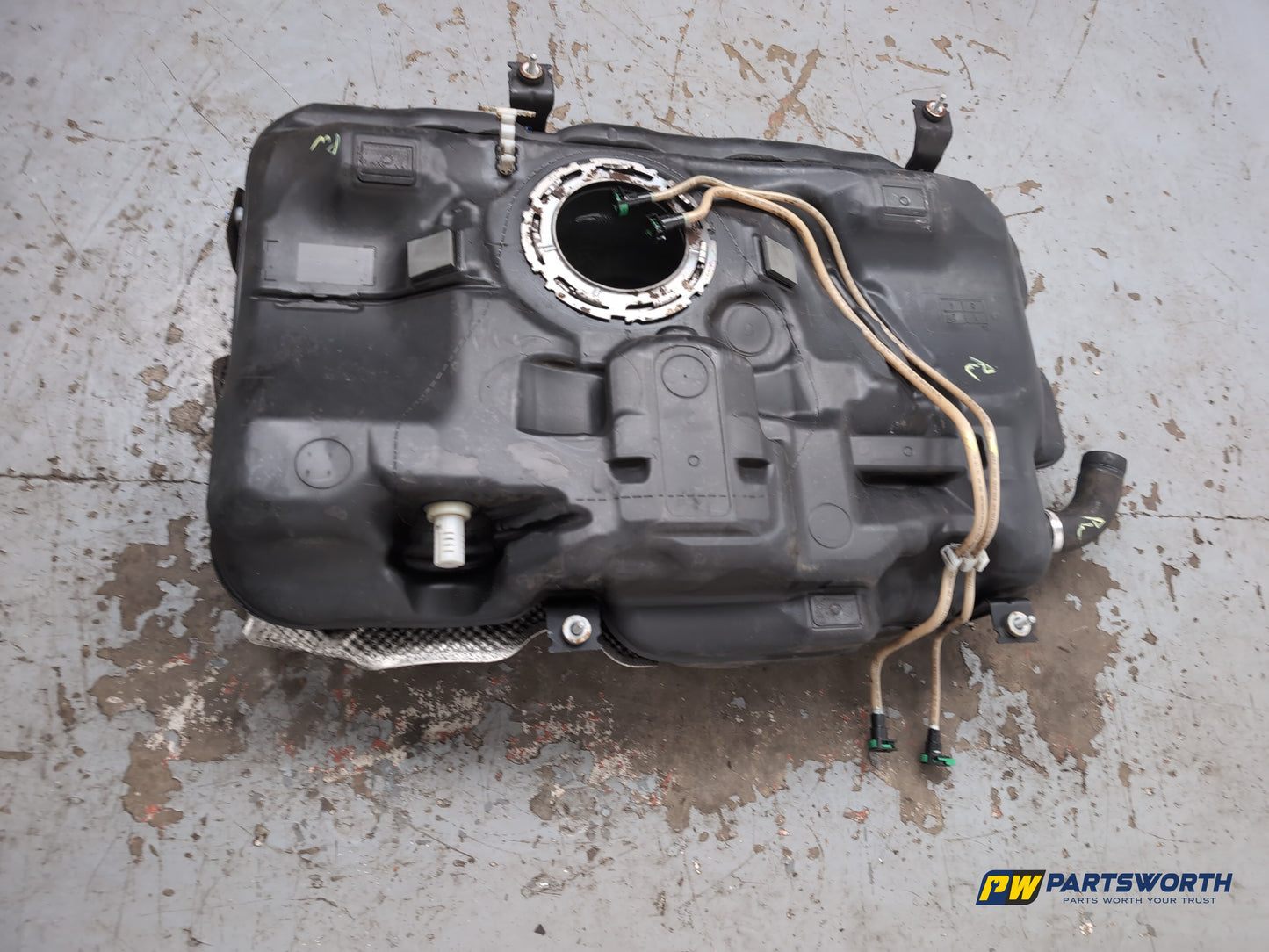 Mercedes-Benz B180 B-Class W246 1.8l Diesel Fuel Tank A2464700301 2011-2018 - photo 5