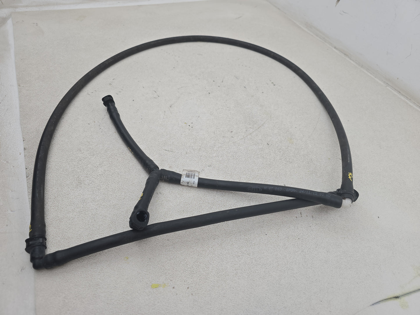 Mercedes-Benz B180 B-Class W246 Headlight Washer Nozzle Hose Pipe A2468600592
