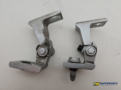 Audi A5 S Line Tdi Quattro Coupe Driver Side Rh Front Door Hinge Pair 8k0831402a - photo 5