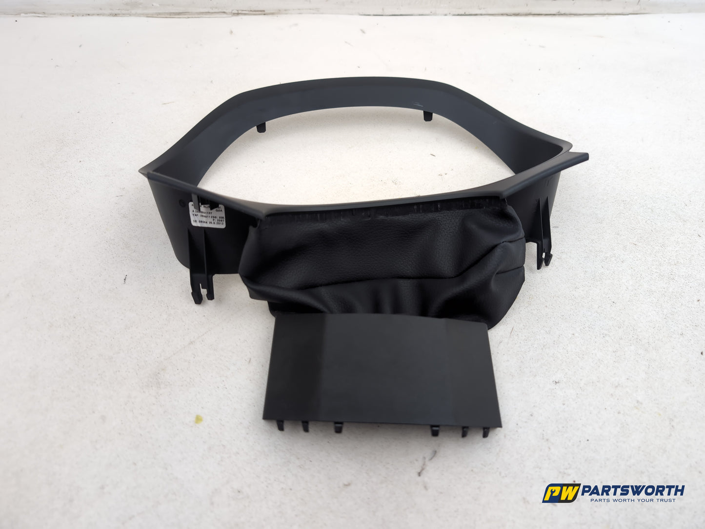 Mercedes-Benz B180 B-Class W246 Instrument Cluster Surround 2011-2018 - photo 5