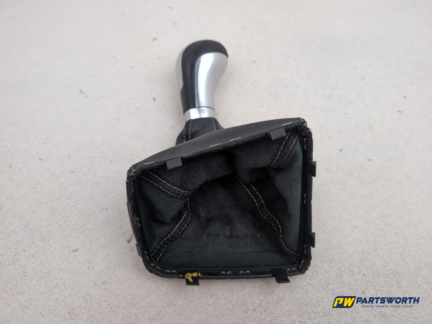 Mercedes-Benz B180 B-Class W246 Gear Lever And Gear Lever A2463641510 2011-2018 - photo 5