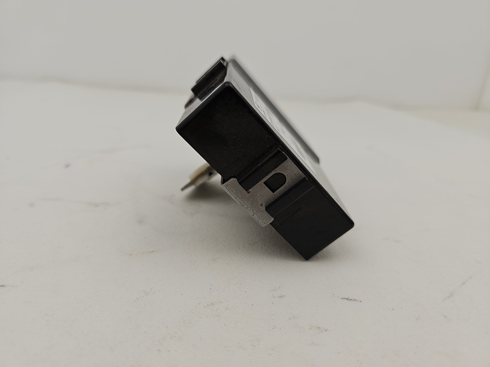 Hyundai I40 Style Blue Drive Parking Distance Pdc Control Module Unit 957703z050
