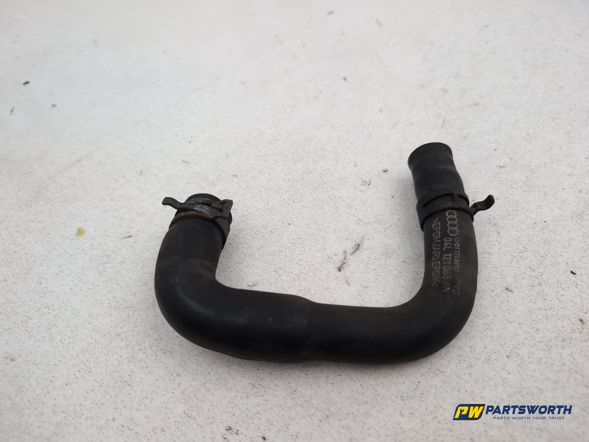Audi A6 S Line C7 2.0l Diesel Coolant Hose Pipe Line 04l121065an 2011-2018 - photo 5