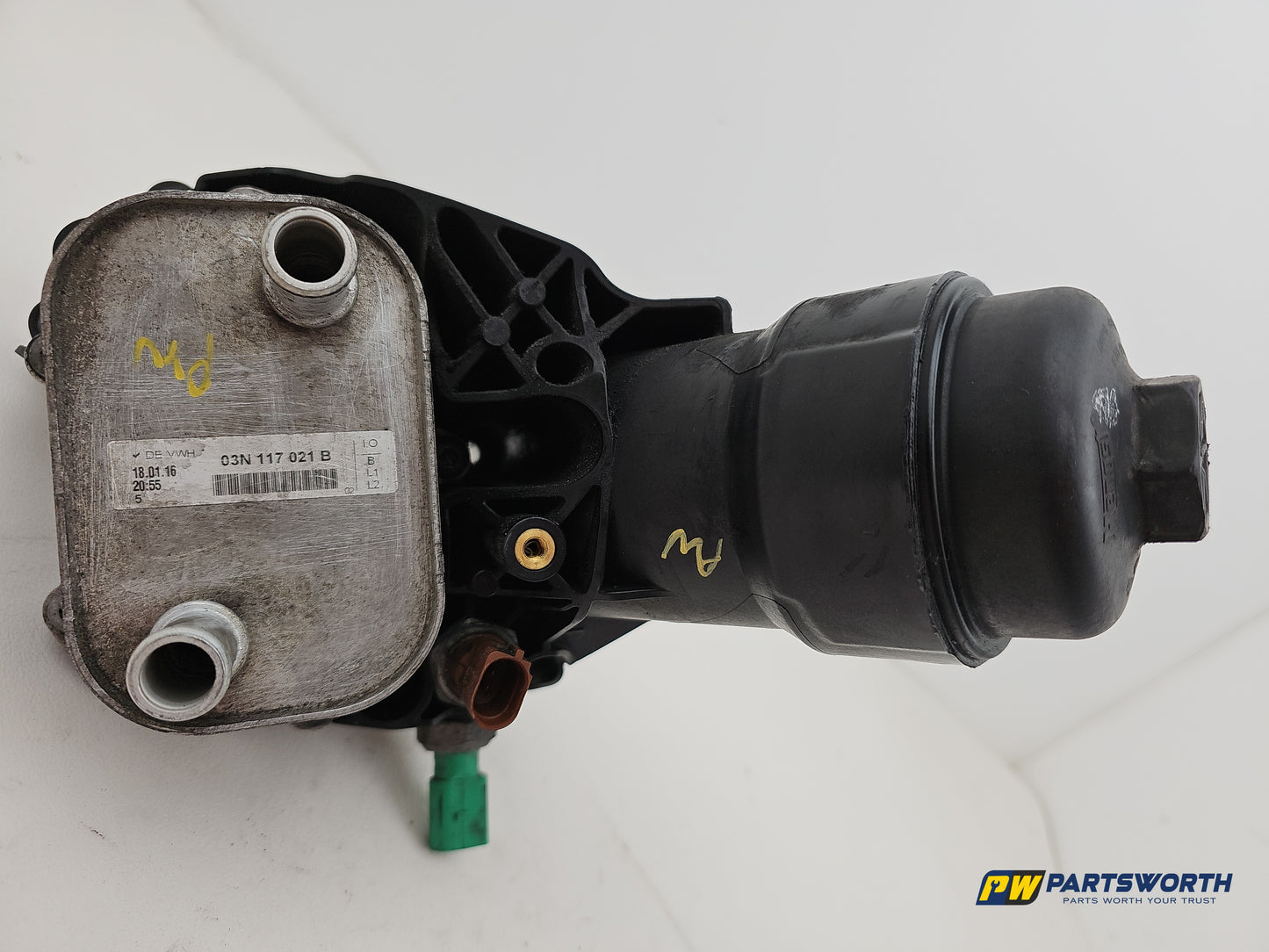 Audi A6 S Line 2.0l Diesel Oil Cooler And Filter Housing 03n117021b 2011-2018 - photo 5