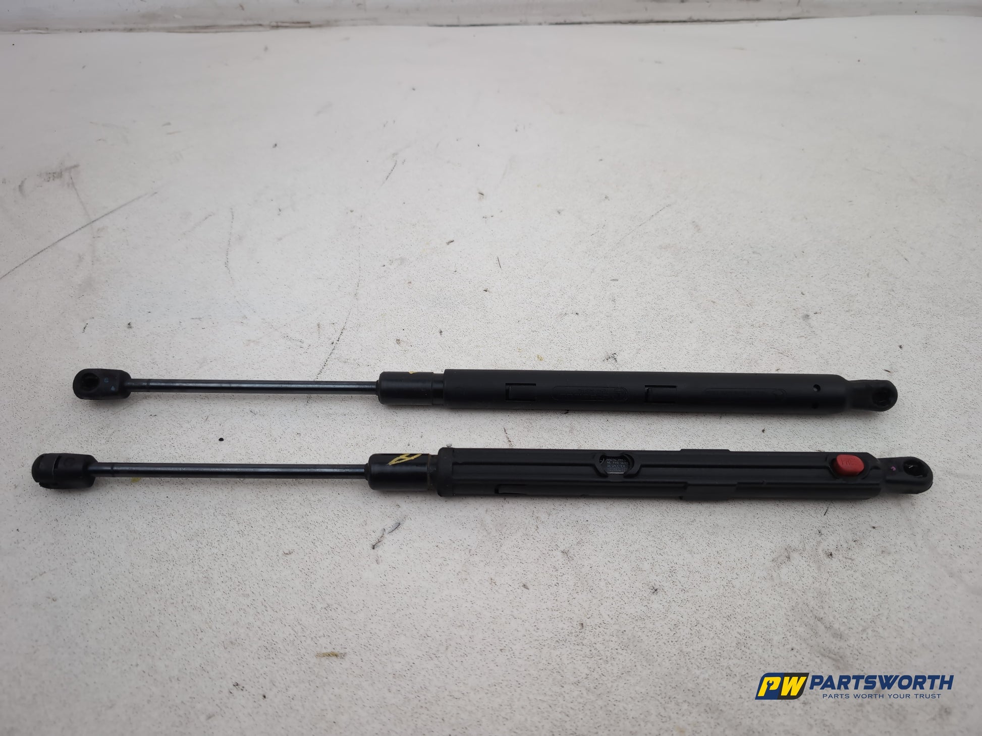 Mercedes R320 R-Class W251 Gas Pressure Hood Dampers Pair A2518800229 2006-2013 - photo 5
