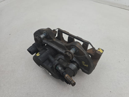 Mercedes R320 R-Class W251 Brake Caliper Front Rh Driver Side 2006-2013