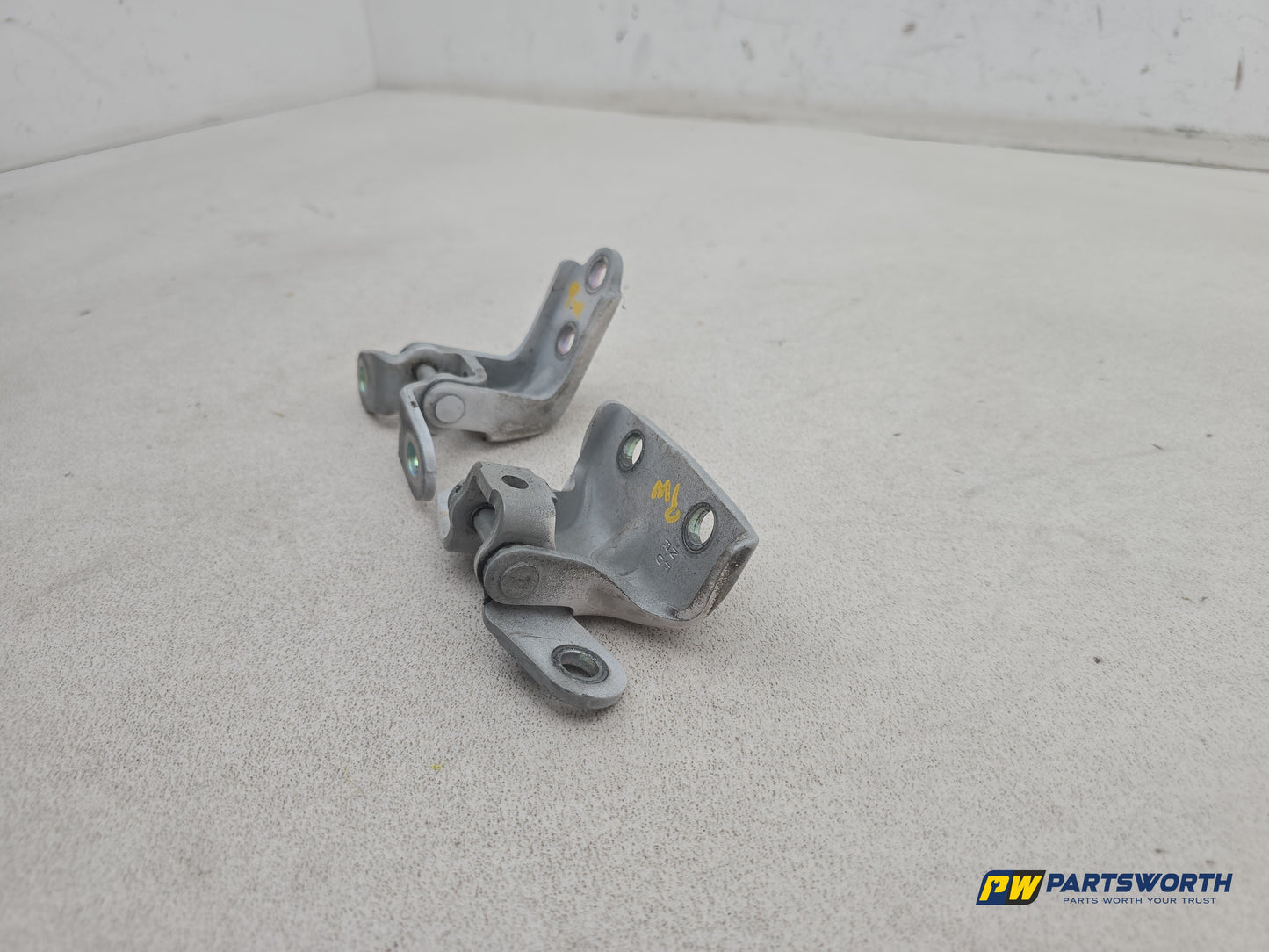 Hyundai I40 Style Blue Drive Driver Side Rh Front Door Hinge Pair 2011-2018 - photo 5