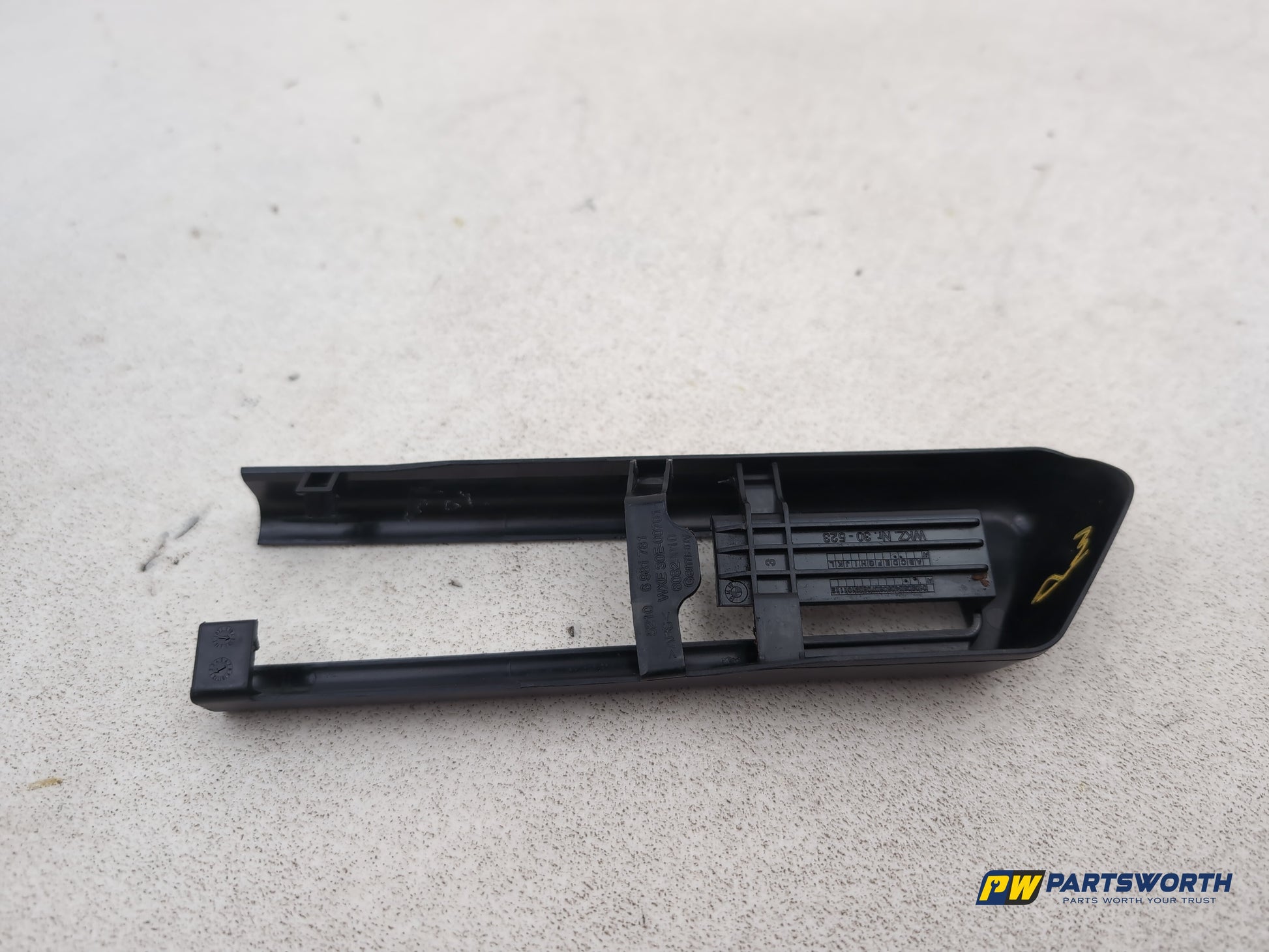 Bmw 5 Series 520d Se F10 Front Seat Floor Rail Trim Rear Left 6981781 2011-2017 - photo 5