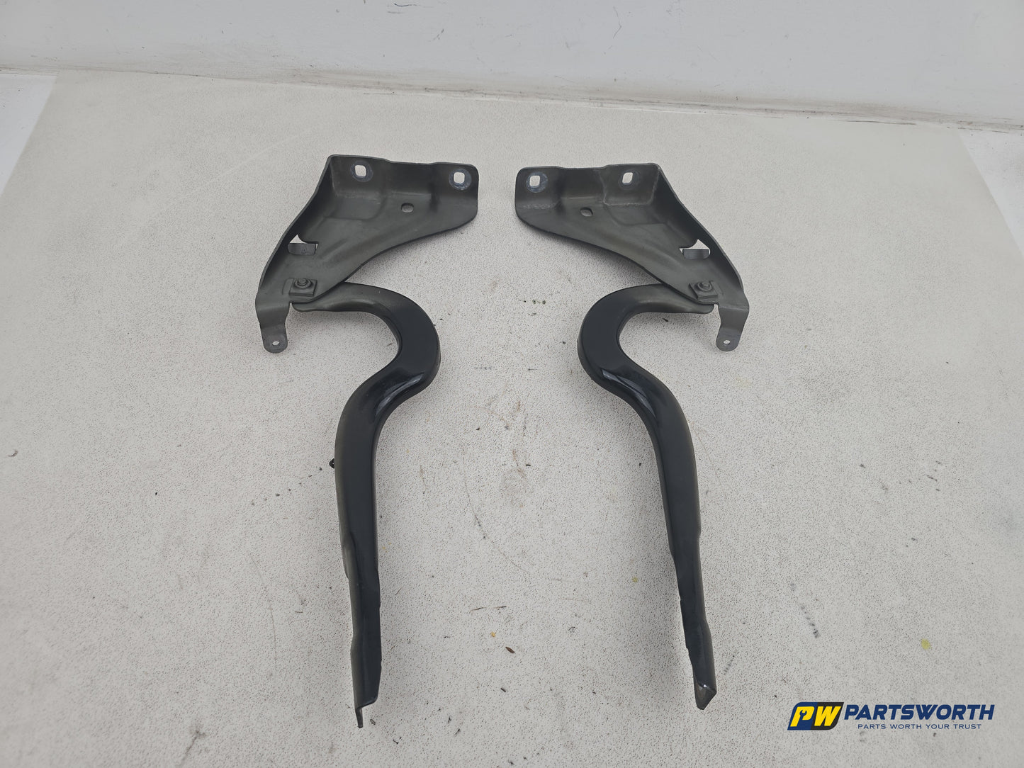 Bonnet Hinges 5