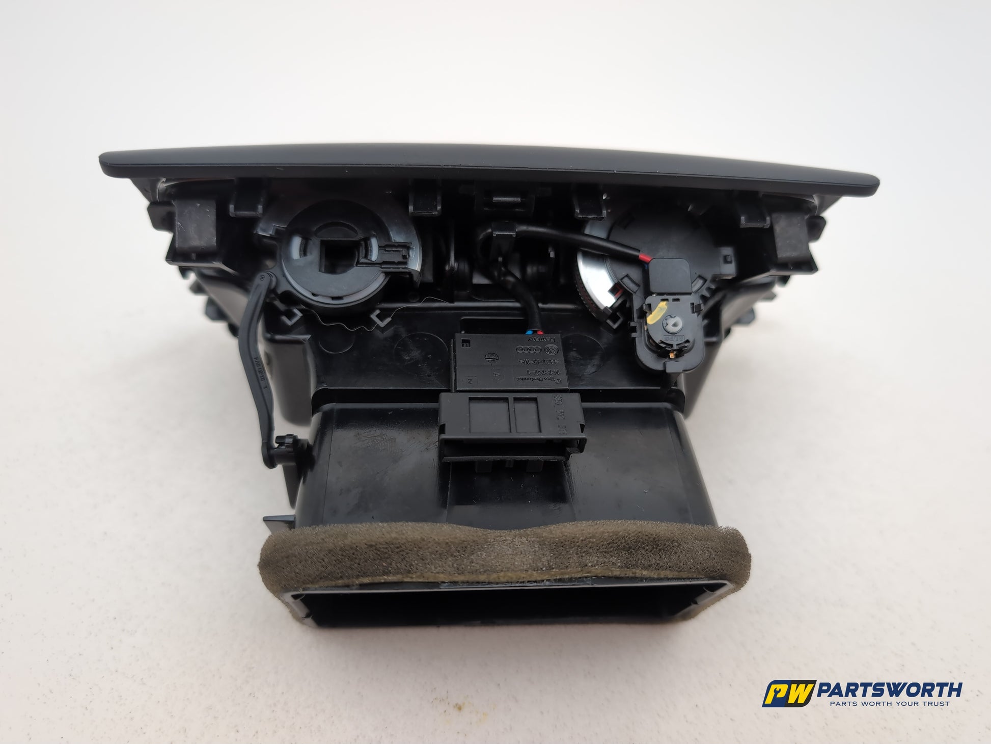 Centre Console Trim  5