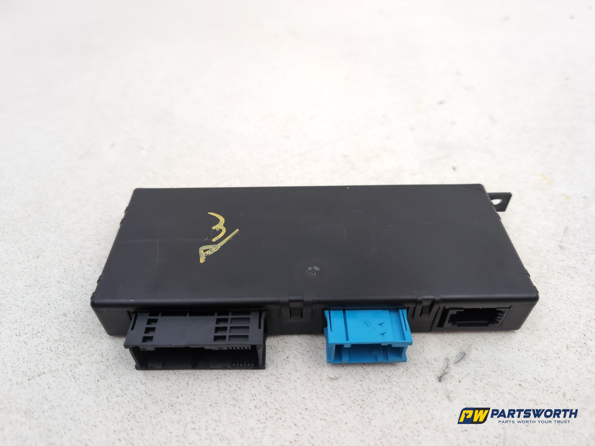 Bmw 5 Series 520d Se Auto F10 Central Gateway Module Control Unit Ecu 9267516 - photo 5