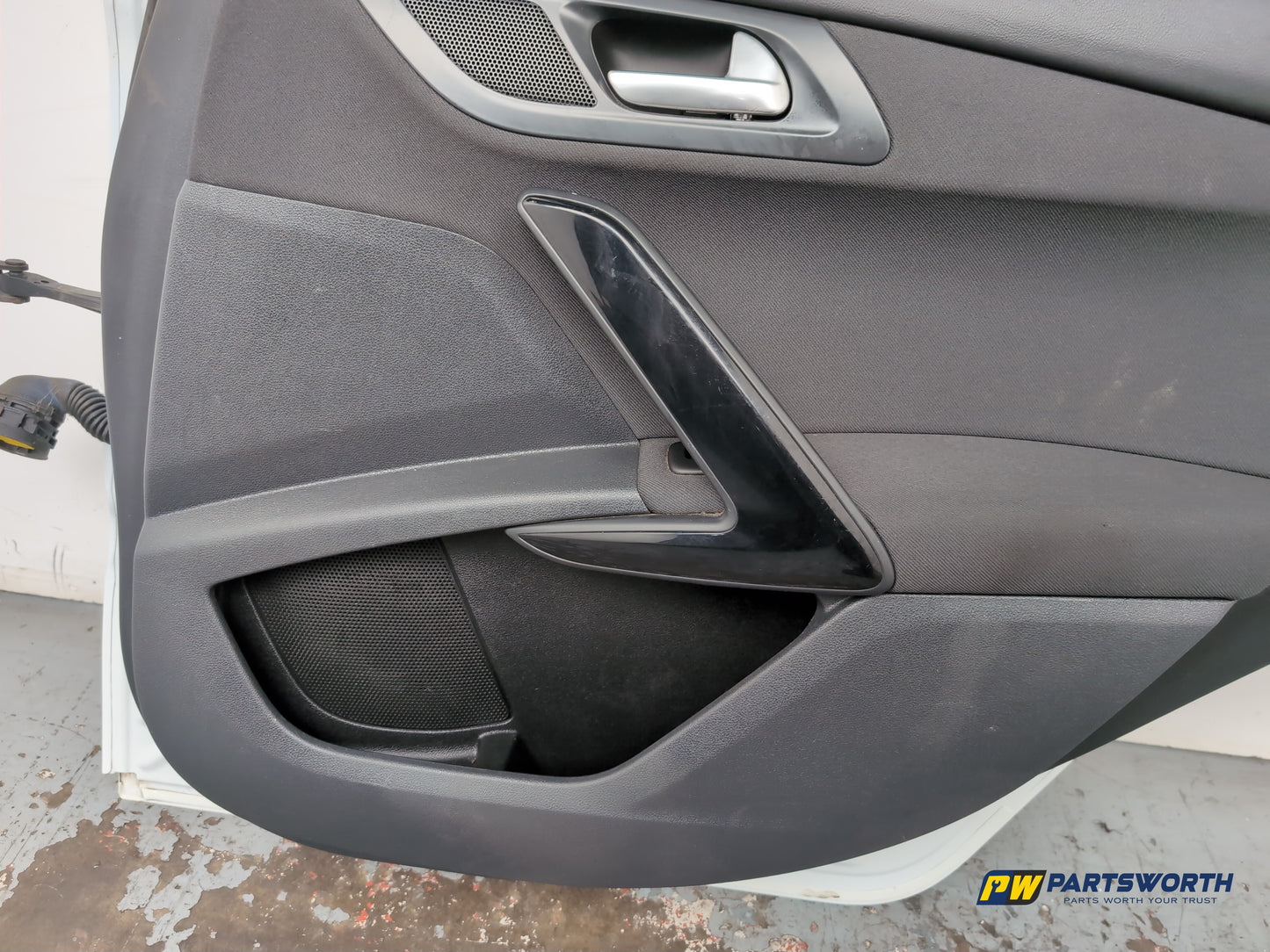 Door Rear RH 11