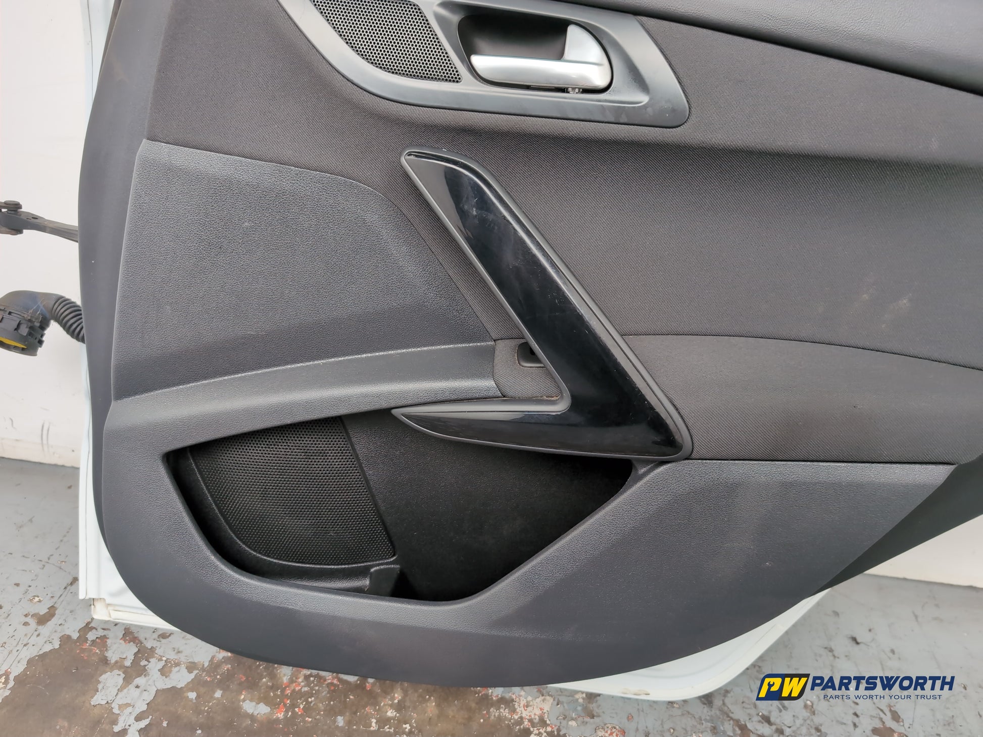 Door Rear RH 11