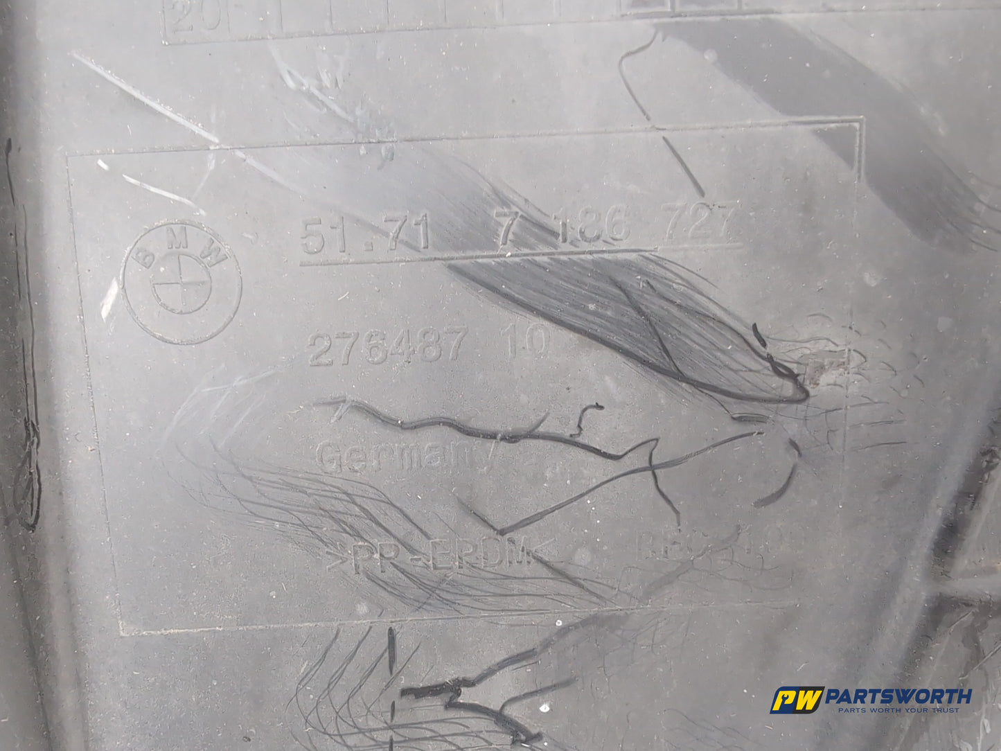 Moulding Wheel Arch Front LH 5