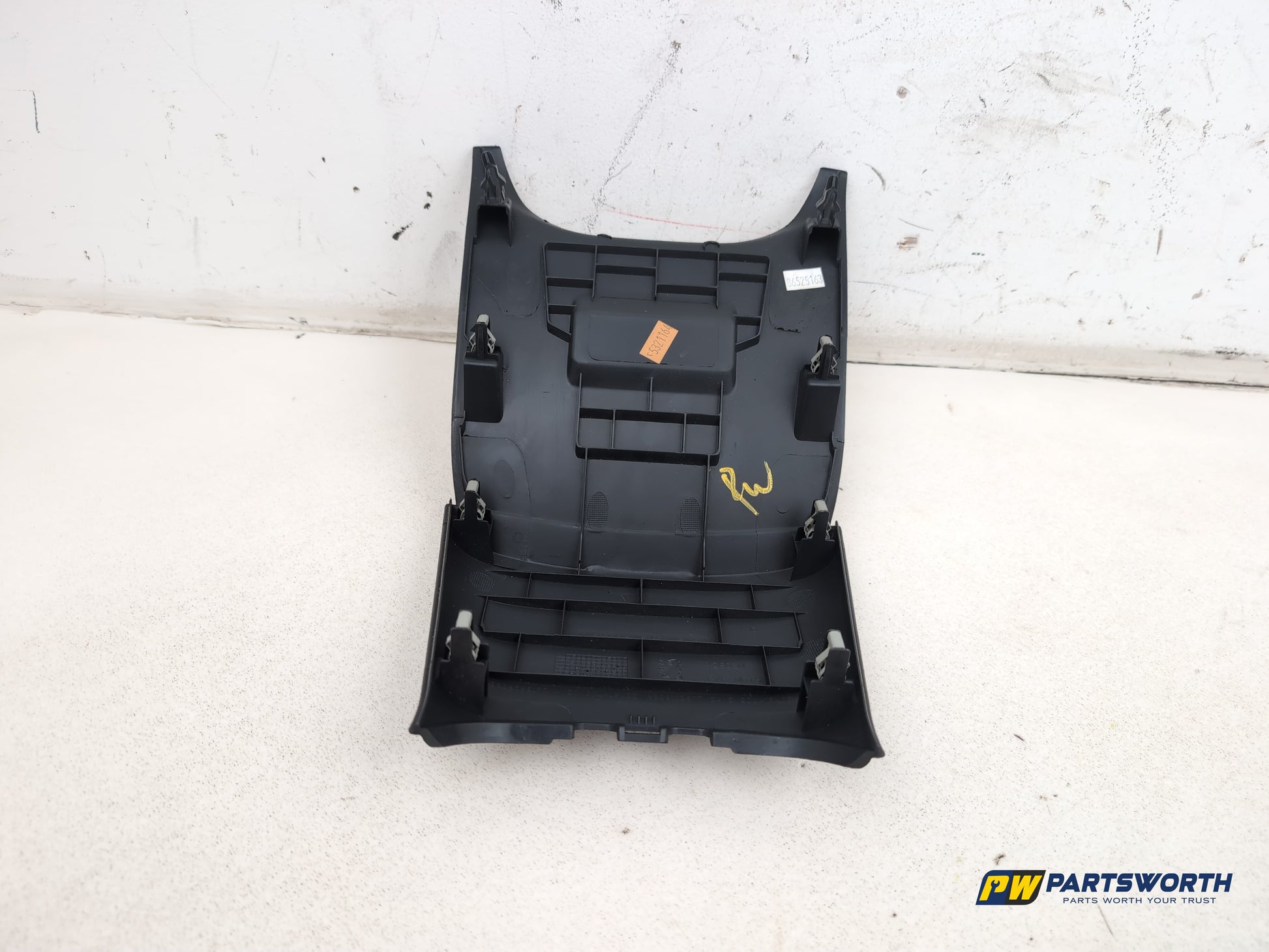 Centre Console Trim  5