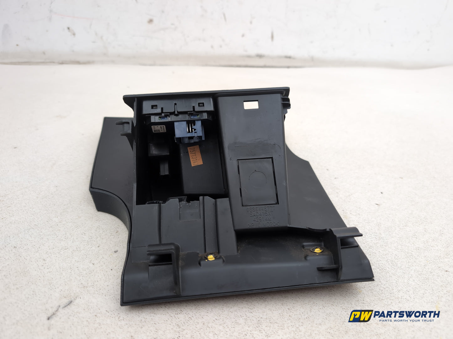 Glove Compartment Assembly 5