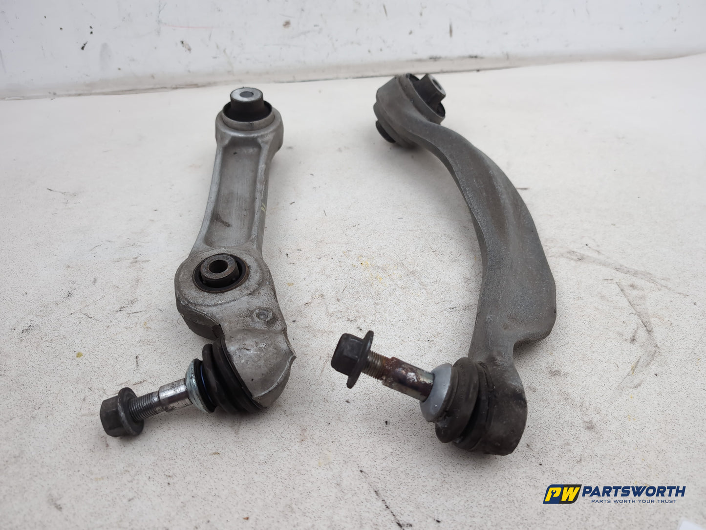 Suspension Arm Front Lower Wishbone RH 5