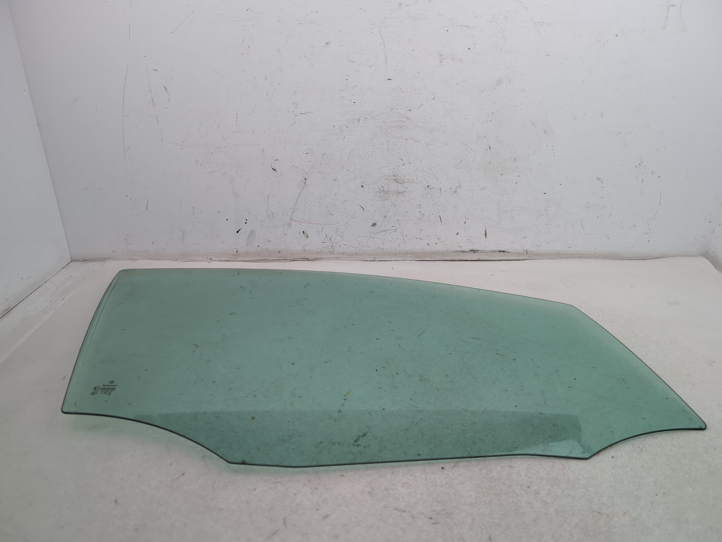 Door Glass Front RH 5