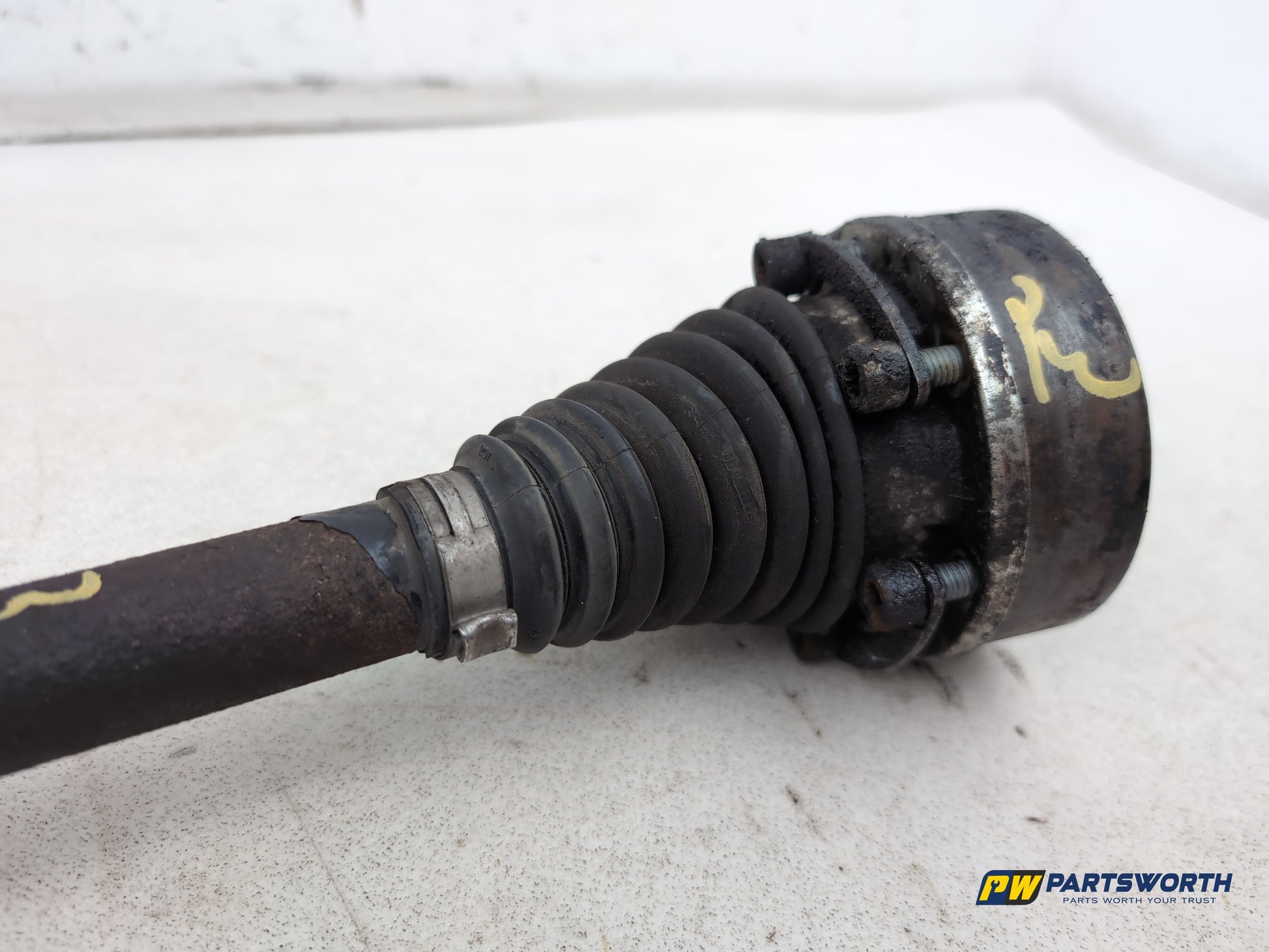 Driveshaft Front LH 5