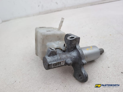 Brake Master Cylinder Assembly 5