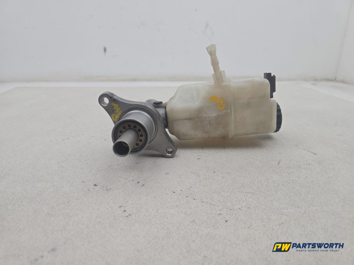 Brake Master Cylinder Assembly 5