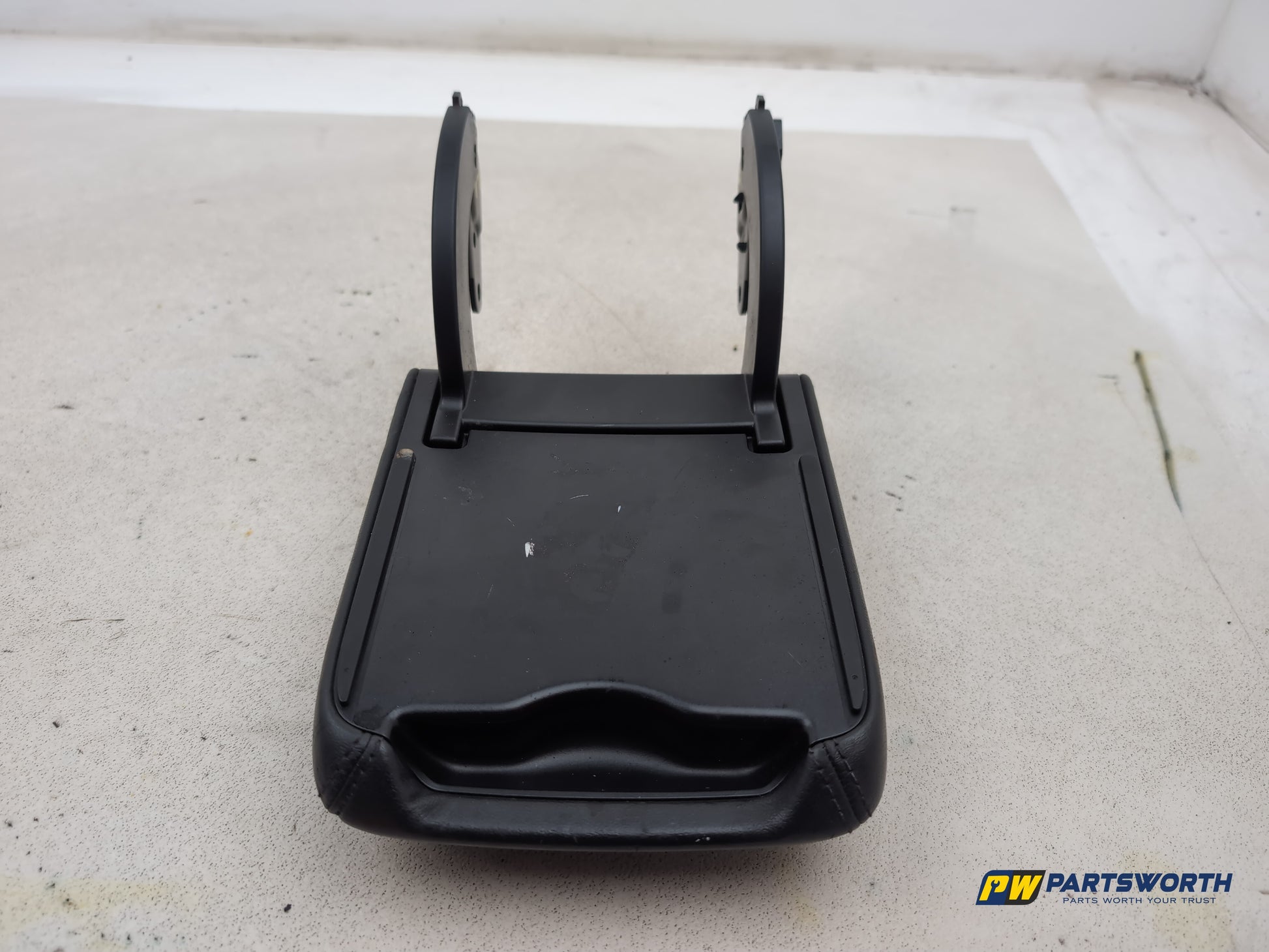 Centre Console Armrest 5