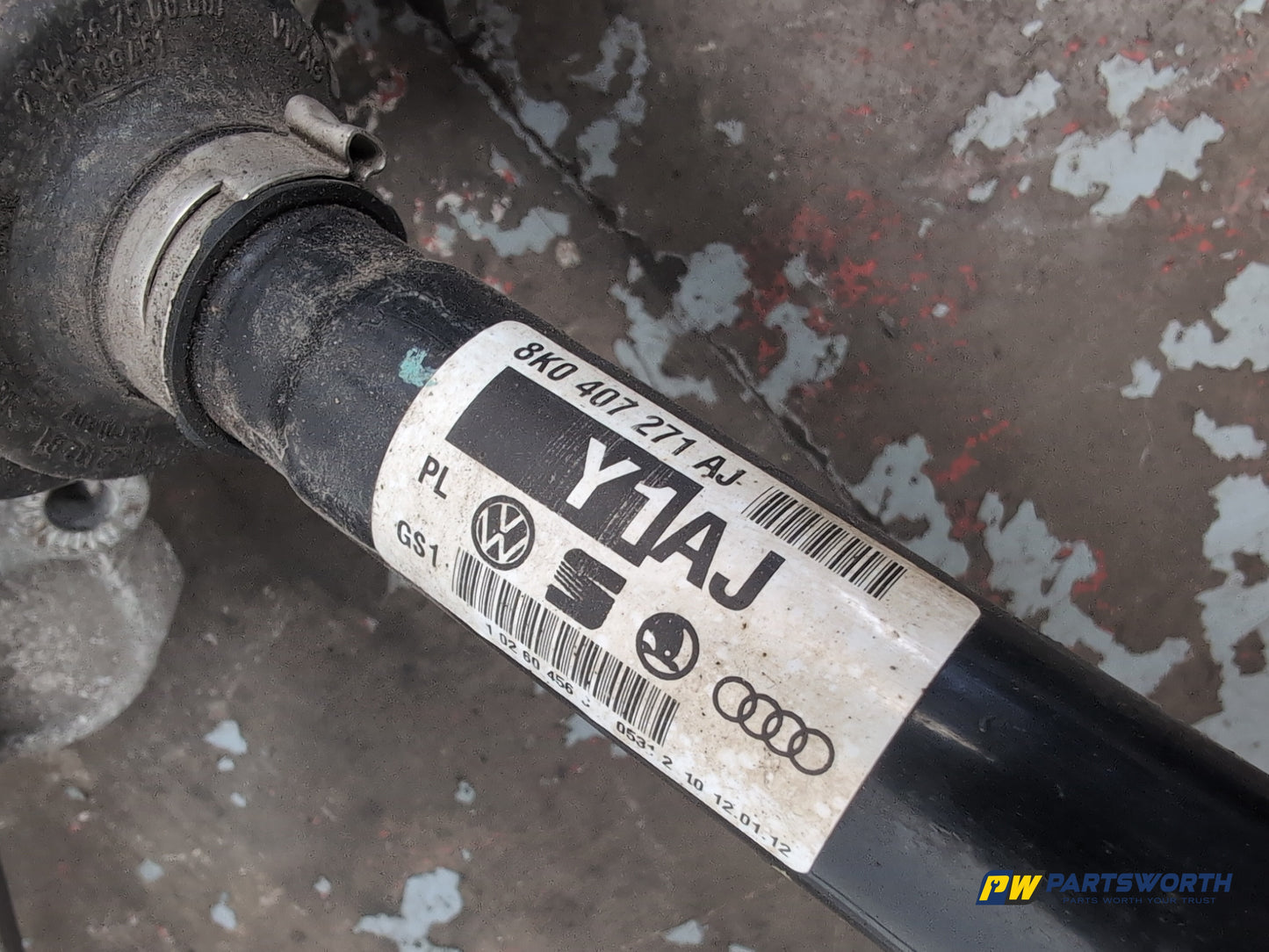 Wheel Hub Front LH 5