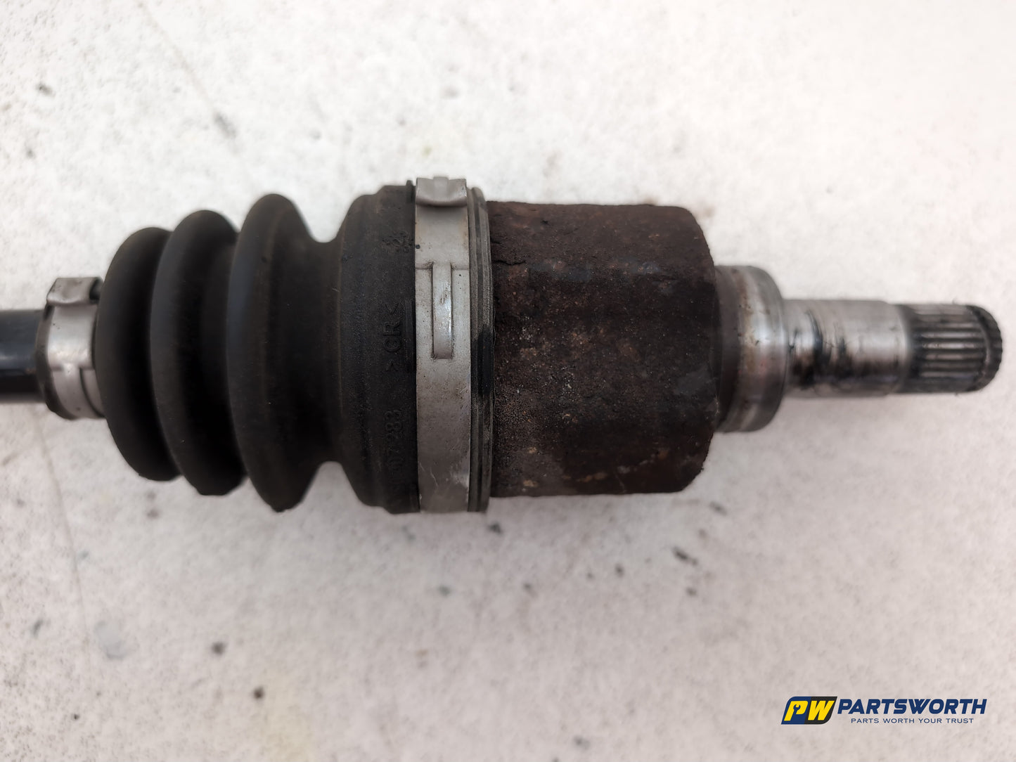 Driveshaft Front LH 5