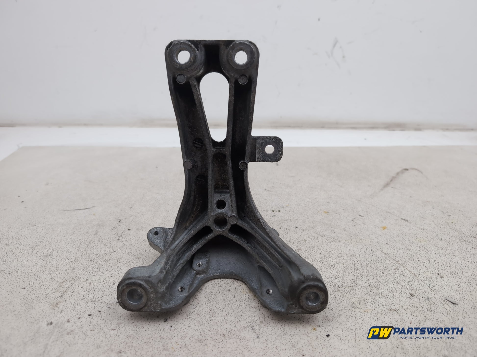 Engine Mounting Bracket 5
