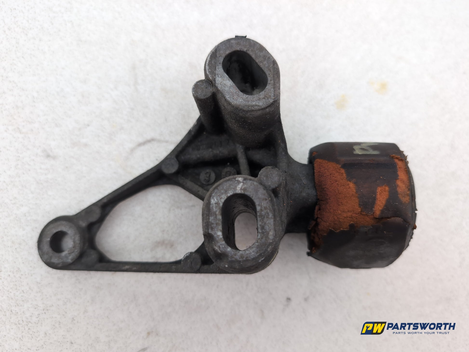 Engine Mounting Bracket 4