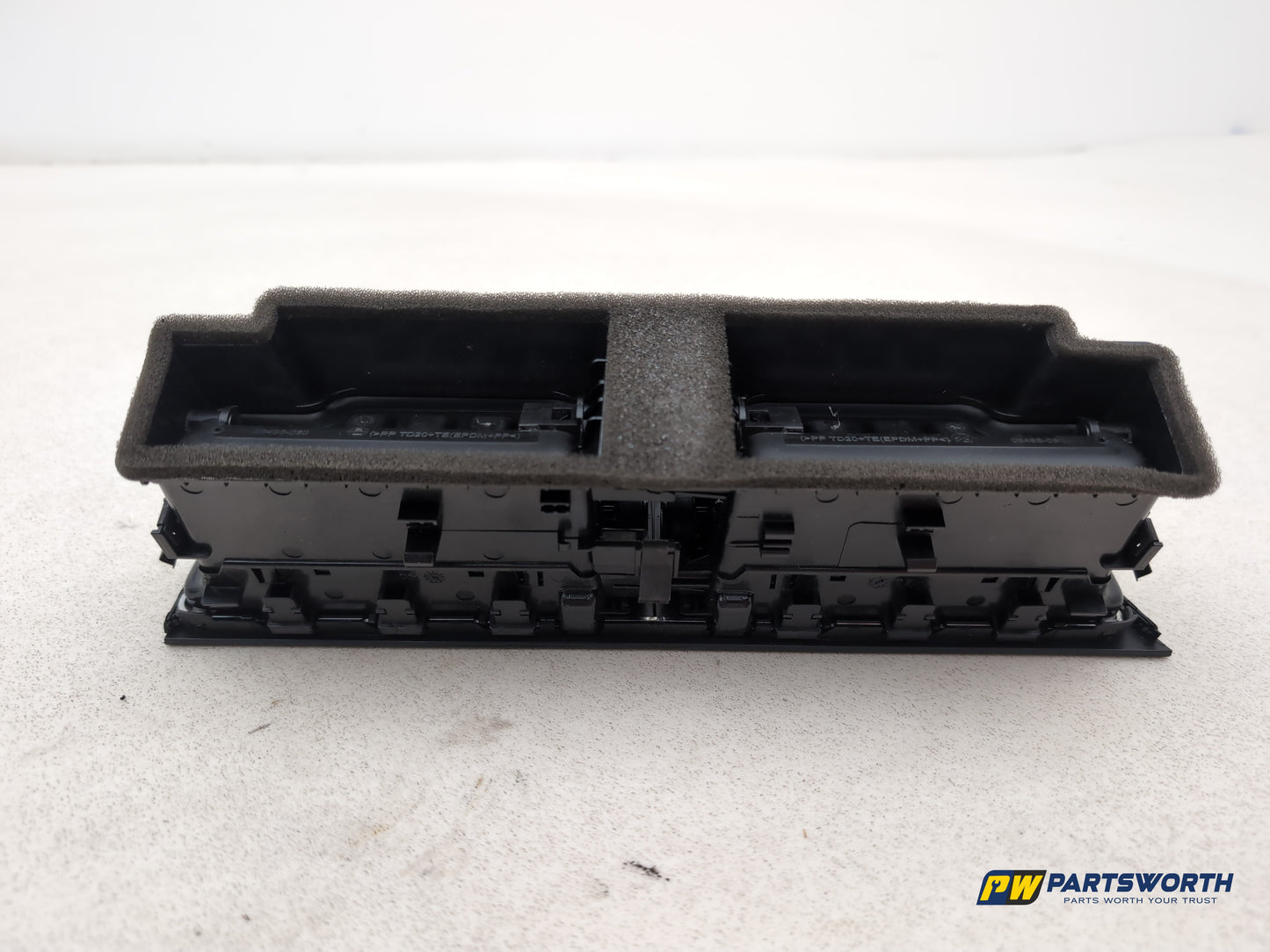 Dashboard Trim With Air Vent  4