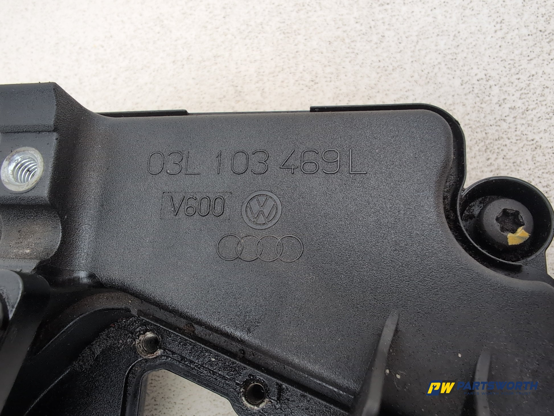 Engine Cover 4