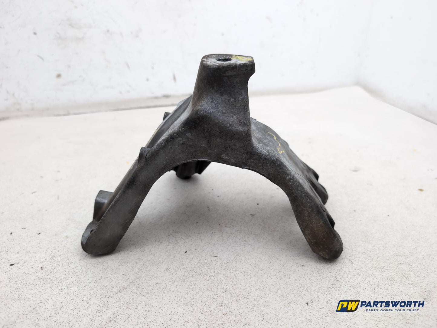 Engine Mounting RH 4