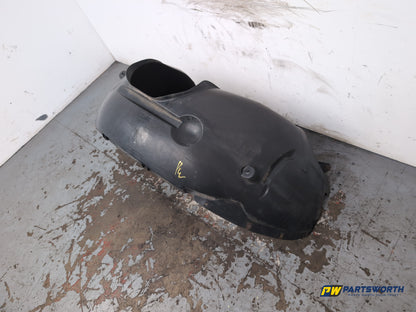 Moulding Wheel Arch Front RH 4