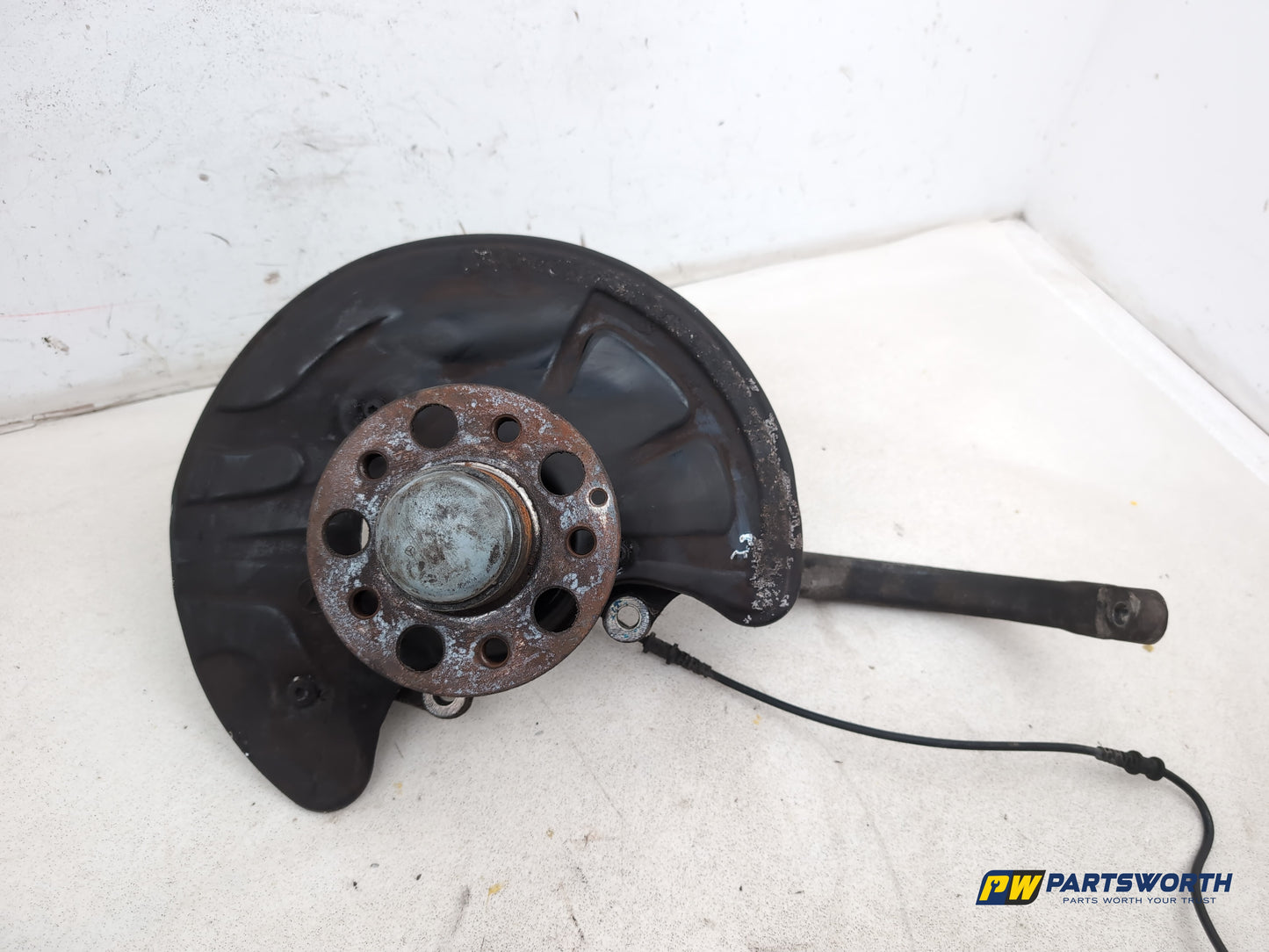 Wheel Hub Front LH 4
