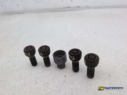 Wheel Trim 4