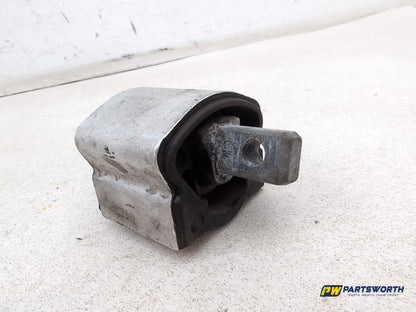 Transmission Mounting Bracket 4