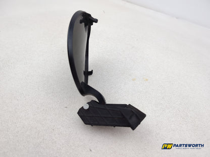 Fuel Filler Flap 4