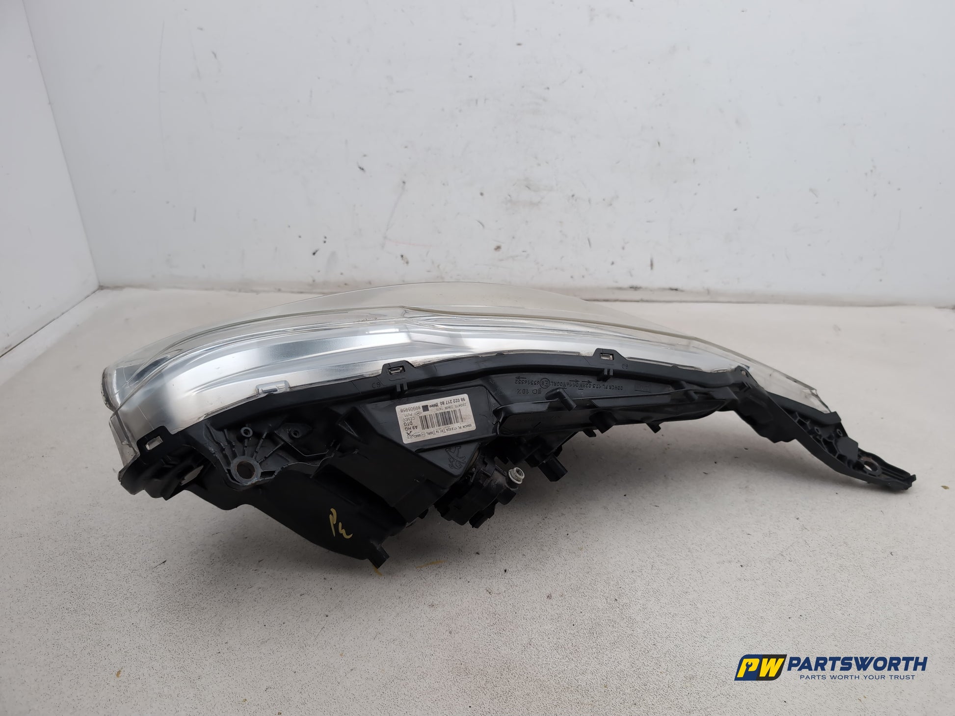 Headlamp RH 4