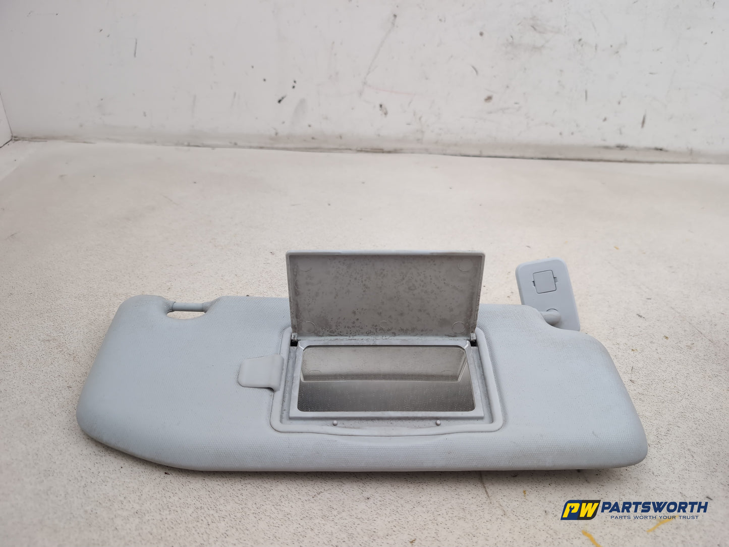 Sun Visor RH 4