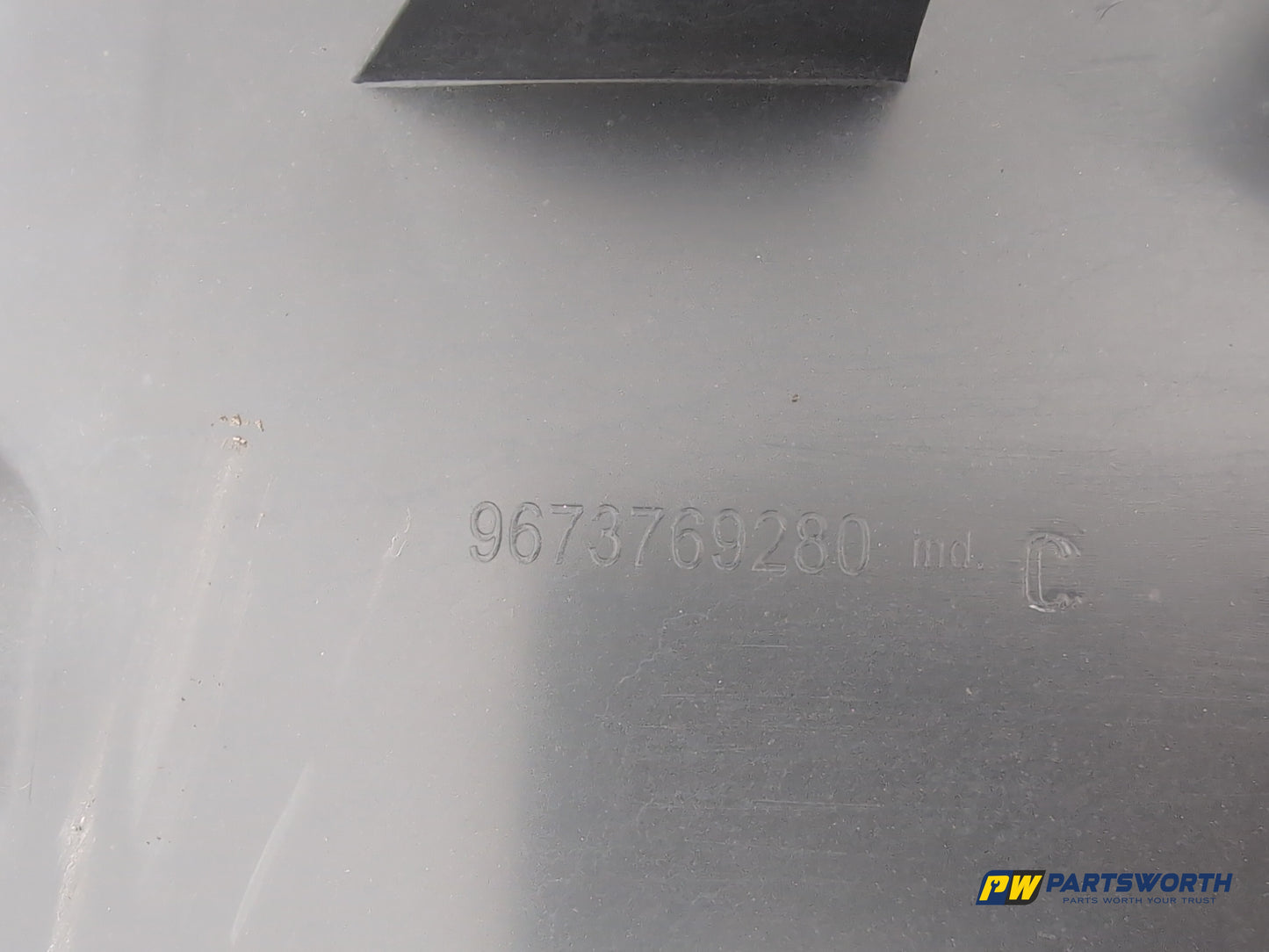 Moulding Wheel Arch Rear LH 4