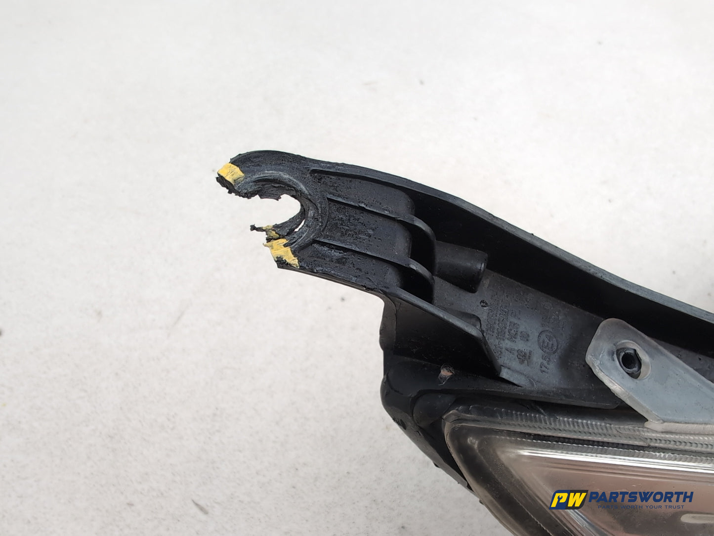 Headlamp RH 4