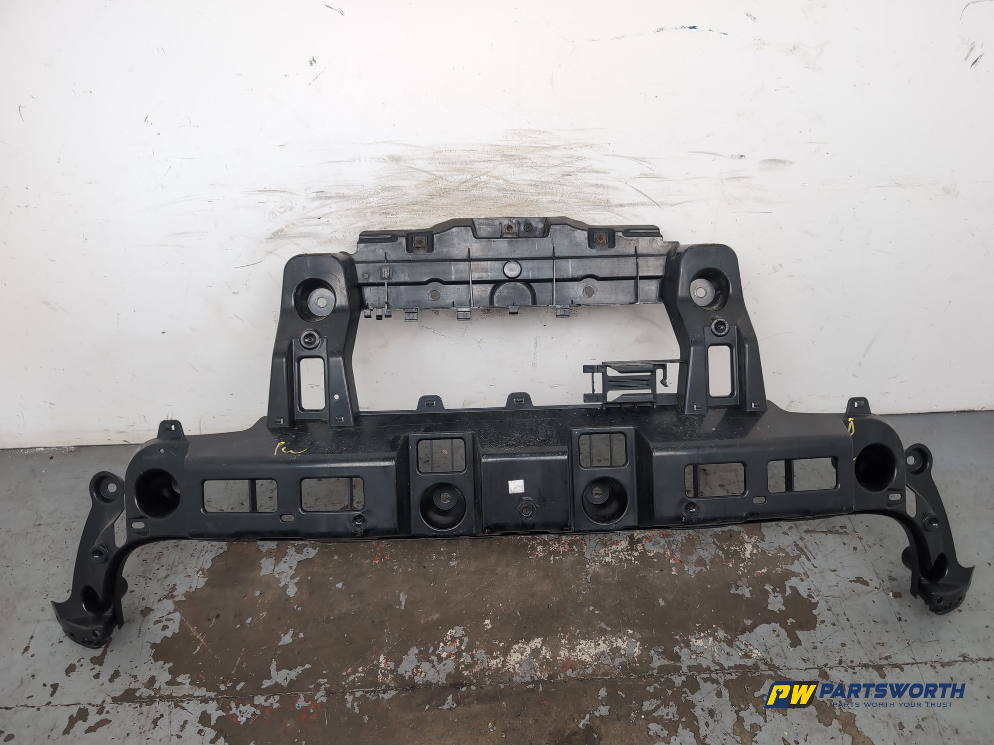Bumper Rear Bracket LH 4