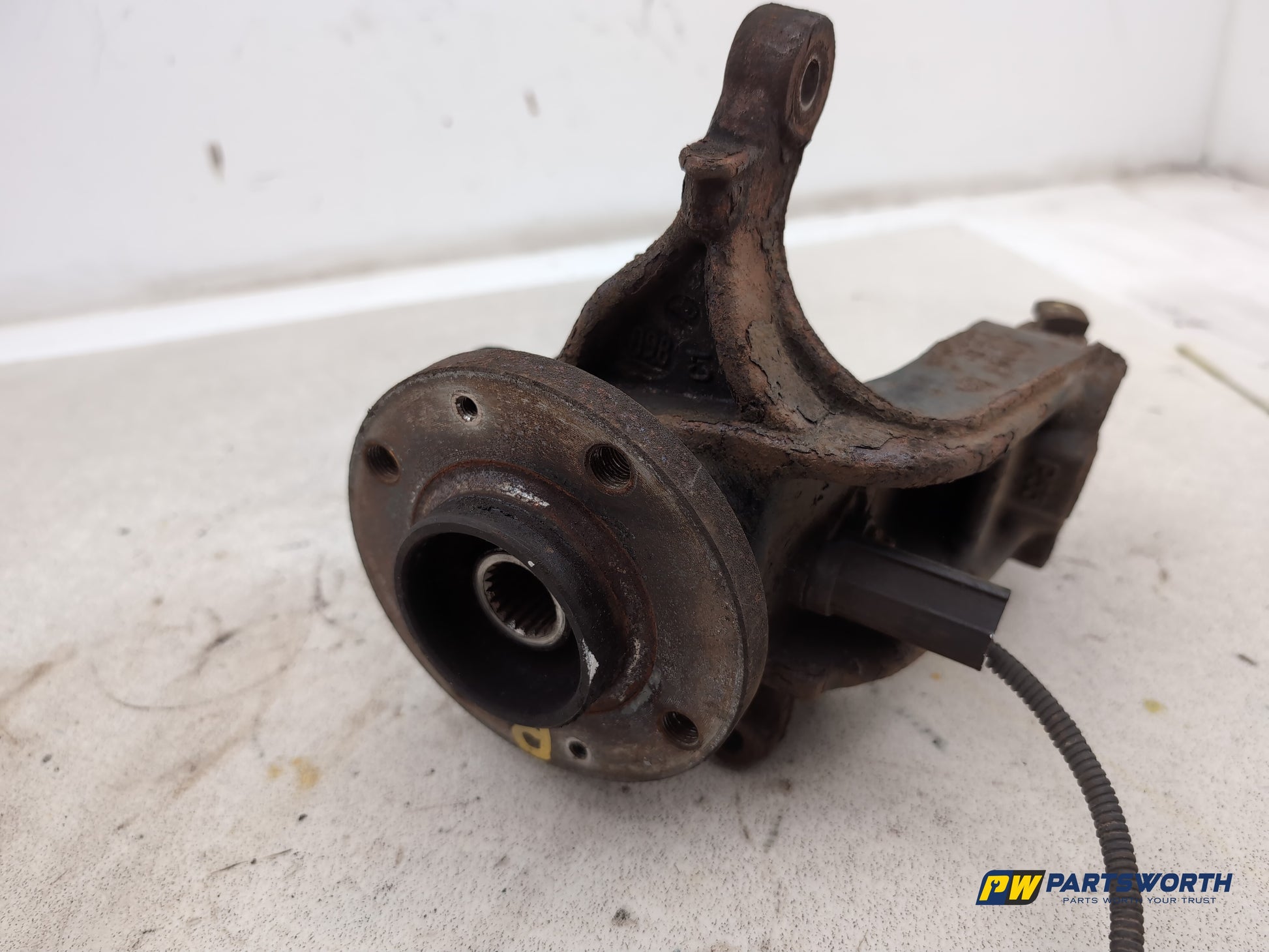 Wheel Hub Front RH 4