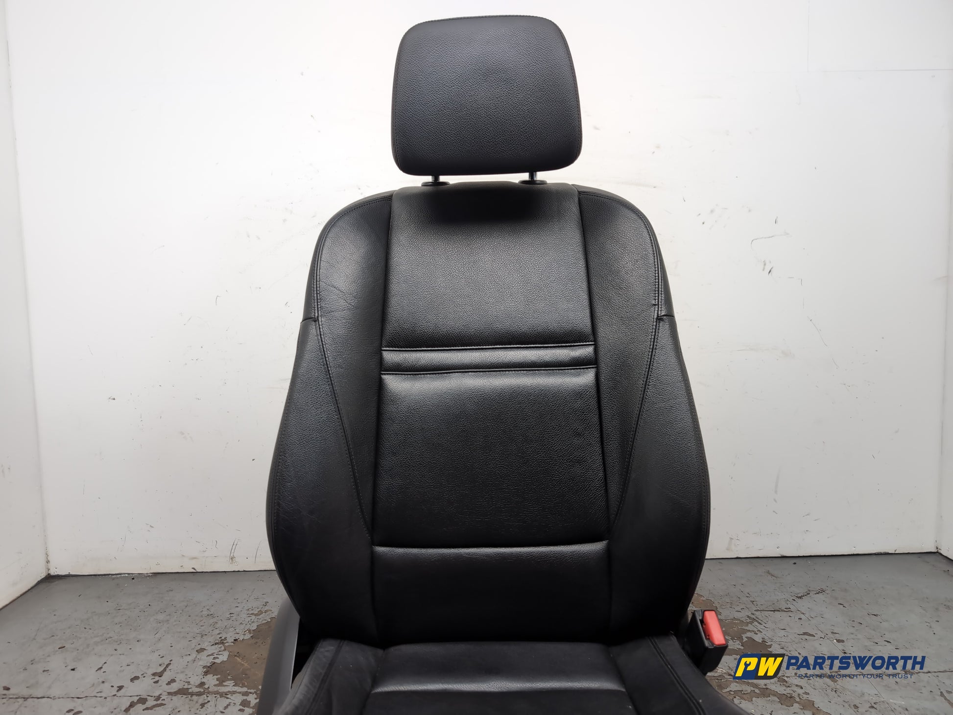 Seat Front RH 4