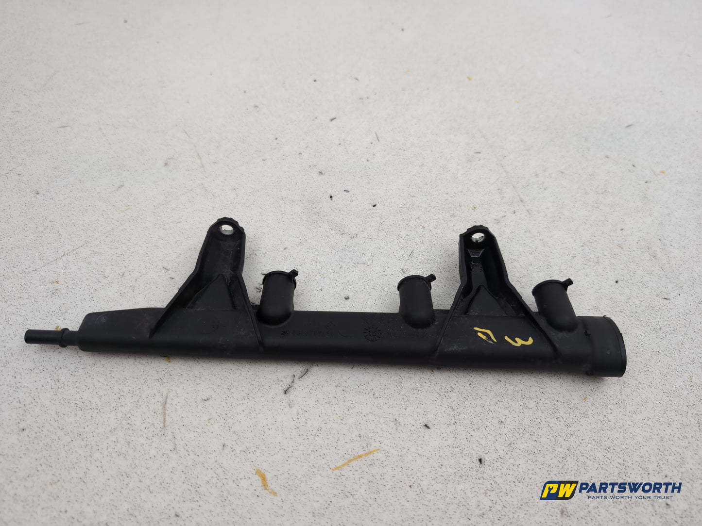 Fuel Rail 4